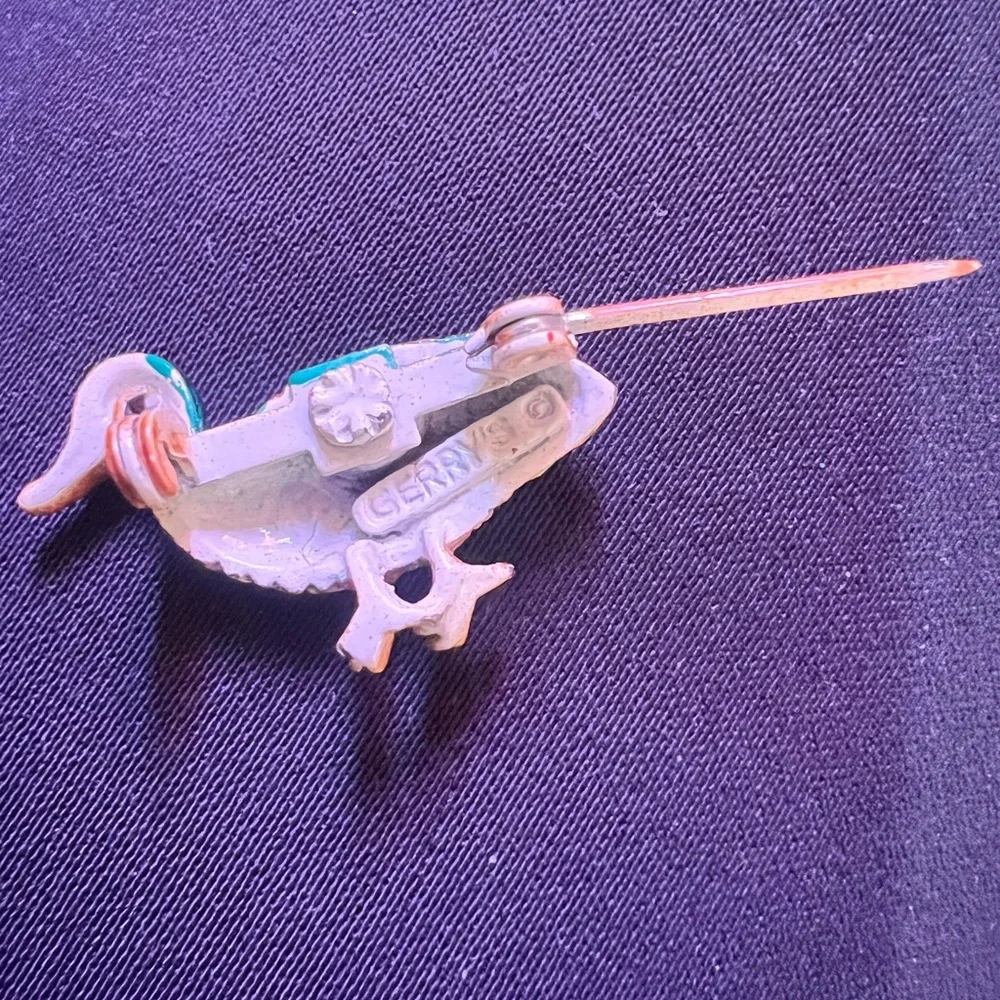 2Pc Gerry’s Small Duck Brooches GUC!